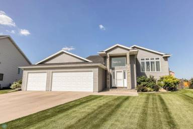 Main picture of 5138 44th St S