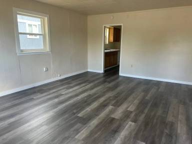 Main picture of 2918 N Hamilton St
