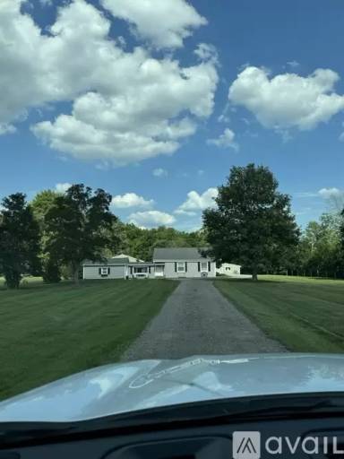 Main picture of 18635 Geauga Lake Rd