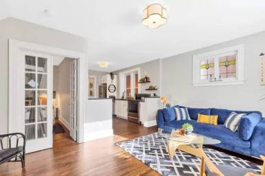 Main picture of 4231 Swan Ave