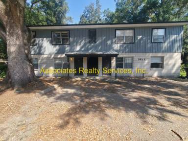 Main picture of 3611 SW 28th Ter