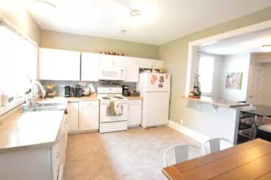 Main picture of 1548 Barth Ave
