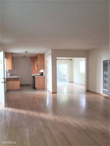 Main picture of 3650 Monon St