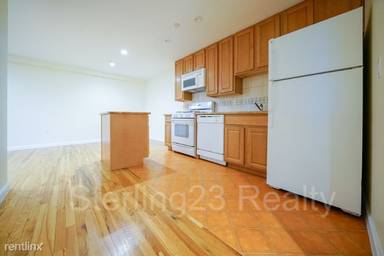Main picture of 2813 Astoria Blvd