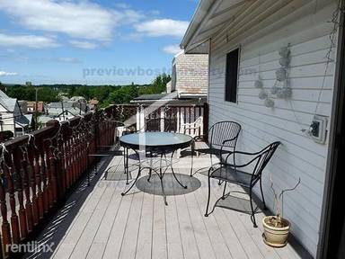 Main picture of 57R Parsons St