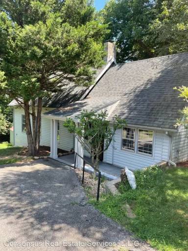 Main picture of 2936 Rivermont Ave