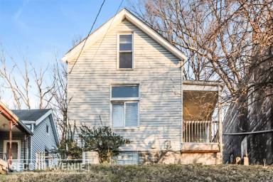 Main picture of 4564 Hamilton Ave