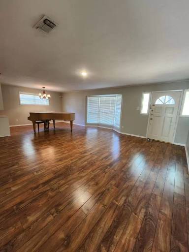 Main picture of 2427 Dogwood Dr