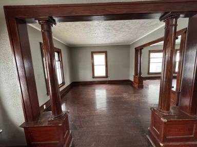 Main picture of 1828 9th St
