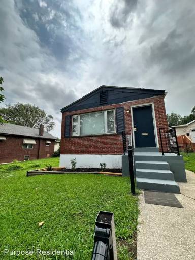 Main picture of 6818 Plymouth Ave