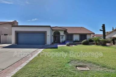 Main picture of 2711 E Kael St