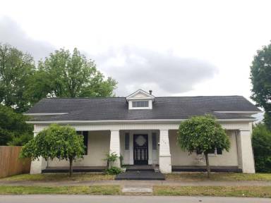 Main picture of 504 E Vine St