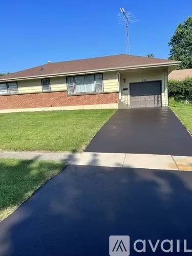 Main picture of 125 Arthur Dr