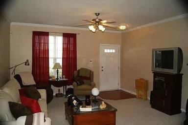 Main picture of 21 Canary Ct