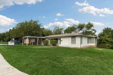 Main picture of 643 Olney Dr