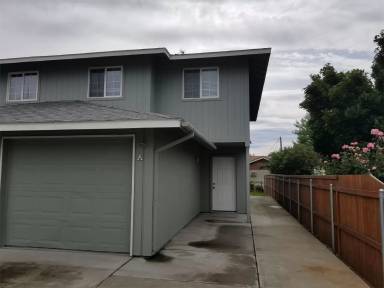 Main picture of 980 S Johnson St