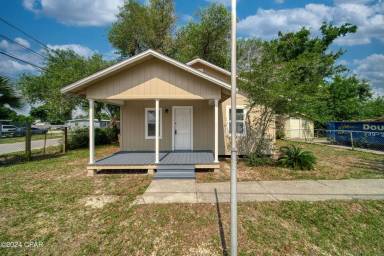 Main picture of 341 Kraft Ave