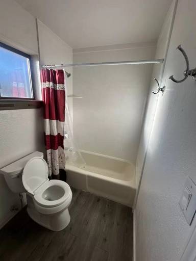 Main picture of 825 S Ostler Way