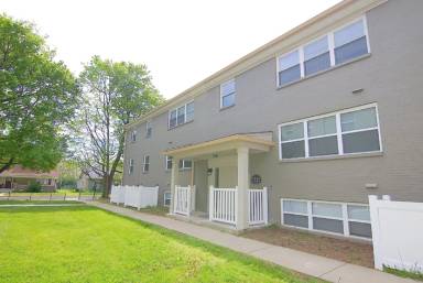 Main picture of 4554 Winthrop Ave