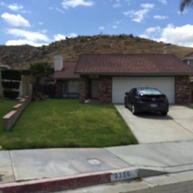 Main picture of 3356 Lincoln St