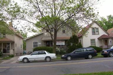 Main picture of 929 S Division St