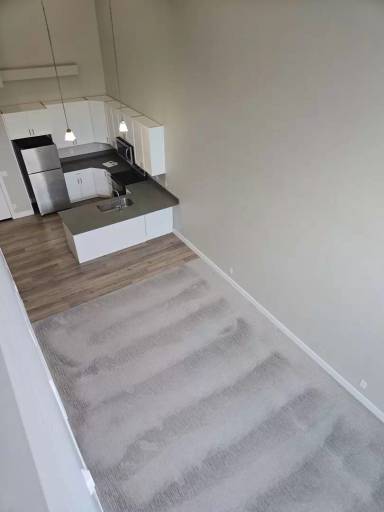 Main picture of 5072 North University Avenue - 101