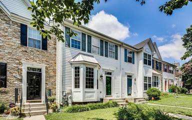 Main picture of 6039 Blue Point Ct