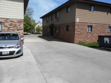 Main picture of 2311 S 84th St