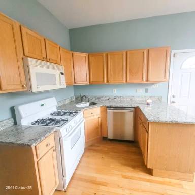 Main picture of 2541 W Cortez St