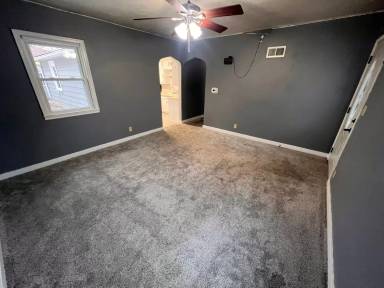 Main picture of 427 Cedar St