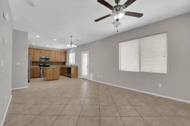 Main picture of 685 Calamus Palm Pl