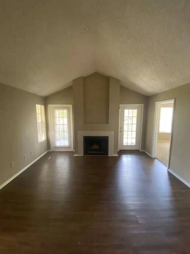 Main picture of 208 Afton Sq