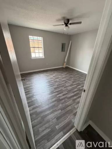Main picture of 120 Hummingbird Ln