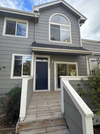 Main picture of 1021 S Walden Way