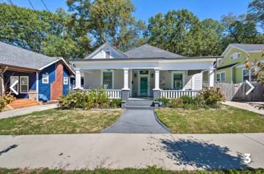 Main picture of 1049 Lawton Ave SW
