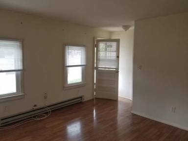 Main picture of 17 Grand St