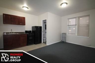 Main picture of 5710 N Winthrop Ave