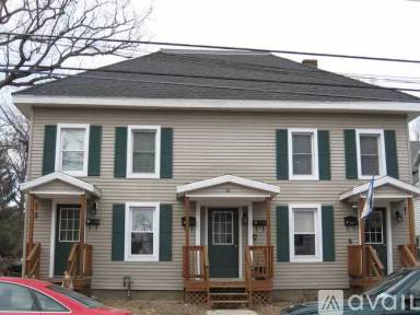 Main picture of 42 McCrea St