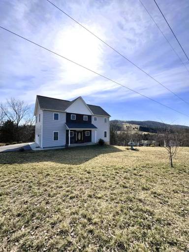 Main picture of 595 Denali Dr