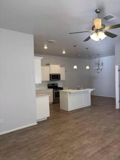 Main picture of 641 Marlin Ct