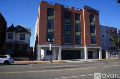 Main picture of 192 194 Bloomfield Ave