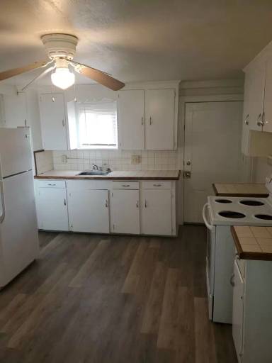 Main picture of 132 S Locust St