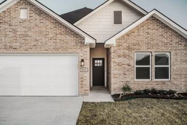 Main picture of 516 Windy Way Dr