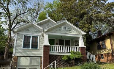 Main picture of 106 W Boles St