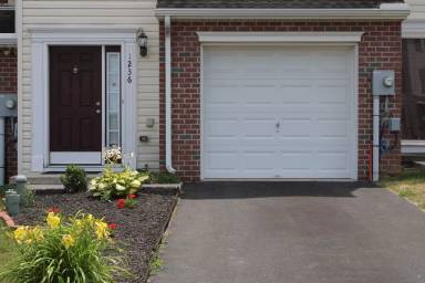 Main picture of 1236 Ledge Dr