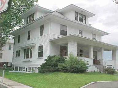 Main picture of 803 W 23rd St
