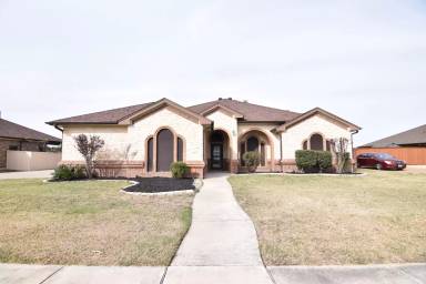 Main picture of 6401 Tanzanite Dr