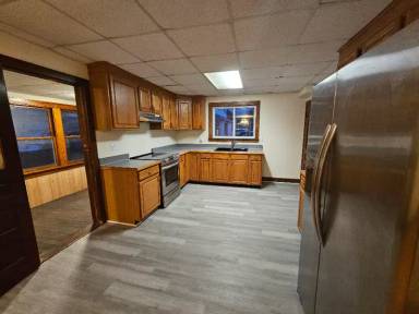 Main picture of 2 S Brookside Ave