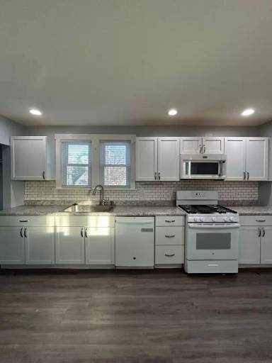 Main picture of 4741 S 19th St