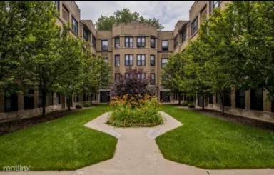 Main picture of 5612 S Wabash Ave